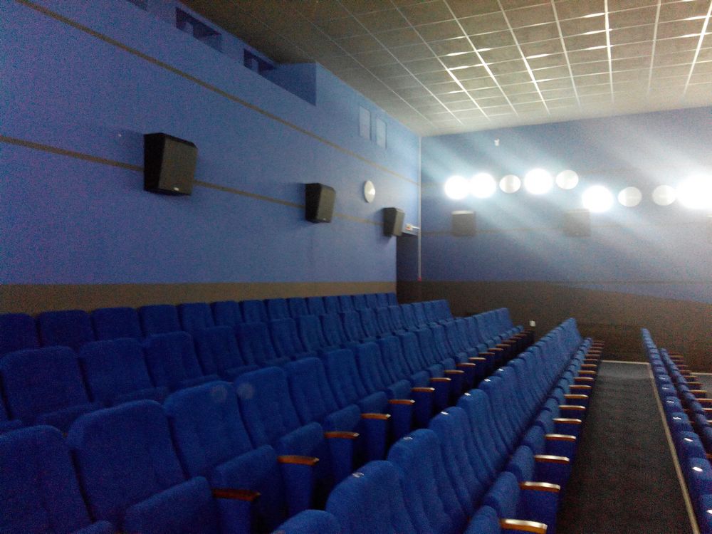 Кинотеатр мир Витебск. Кинотеатр мир зал 1. Кинотеатр Перловский. Кинотеатр мир Нижний Новгород.